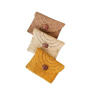 New Pockets in Raffia (3 colors available)